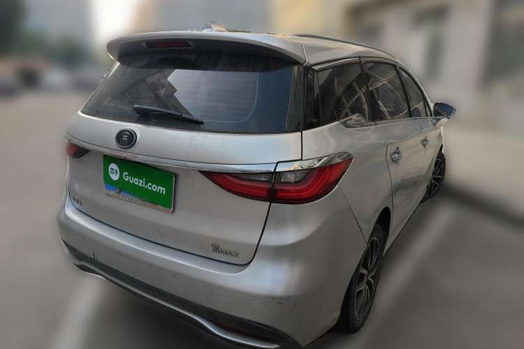 Used BYD Song MAX 2017 1.5T Automatic Smart Connect Elite 7-Seater
