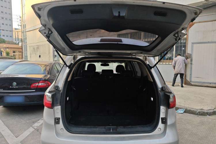 Used BYD Song MAX 2017 1.5T Automatic Smart Connect Elite 7-Seater
