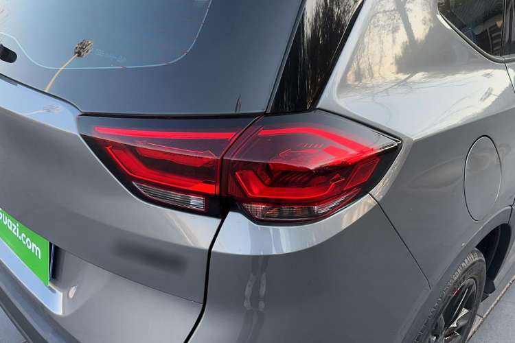 Used Chevrolet Orlando 2019 Redline 530T Automatic Enjoyment Version (5+2 Seating) China VI
