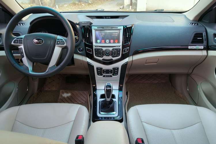 Used BYD e5 2017 300 Prestige Edition