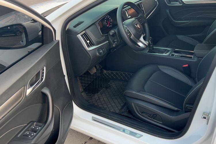 Used Roewe i6 2020 PLUS 1.6L CVT 4G Connected Glory Flagship Edition
