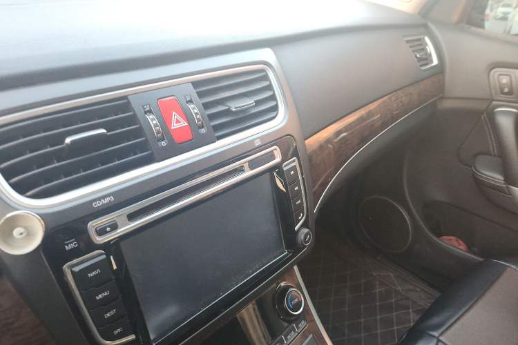 Used Haval H8 2015 2.0T Two-Wheel Drive Comfort Version