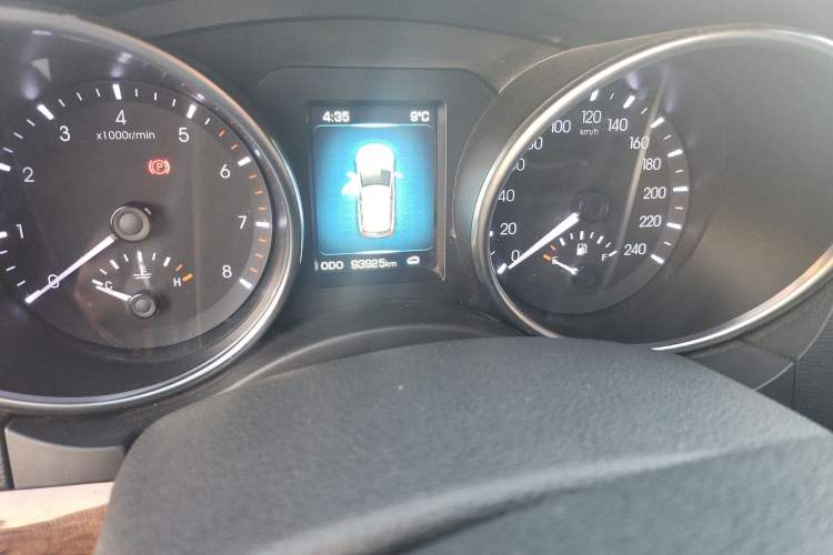 Used Haval H8 2015 2.0T Two-Wheel Drive Comfort Version