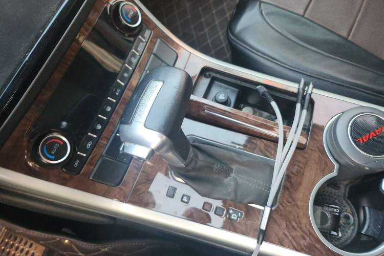 Used Haval H8 2015 2.0T Two-Wheel Drive Comfort Version