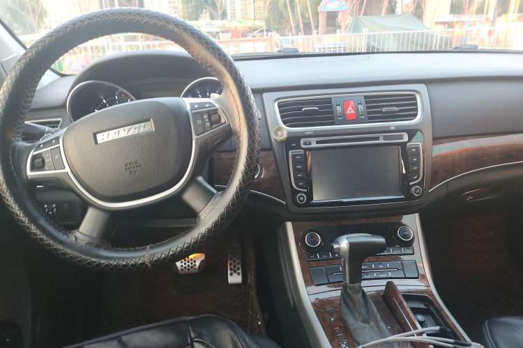 Used Haval H8 2015 2.0T Two-Wheel Drive Comfort Version