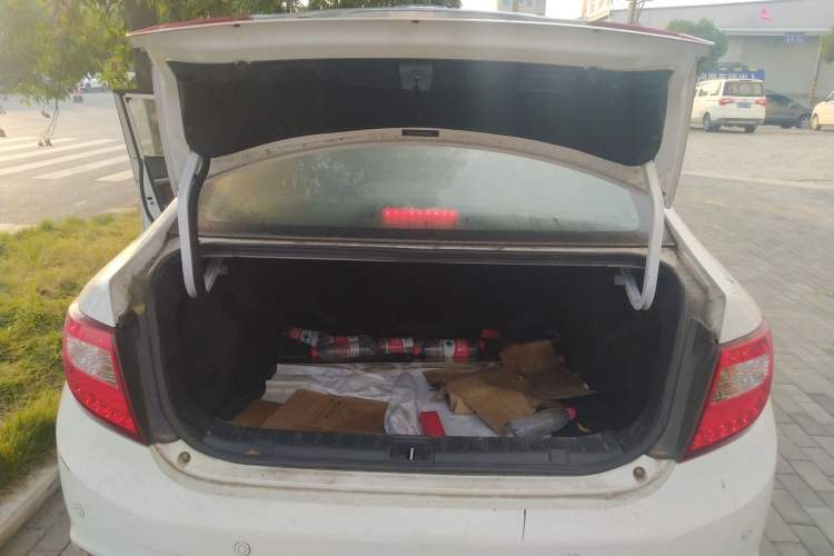 Used BYD G5 2014 1.5TI Manual Luxury Edition