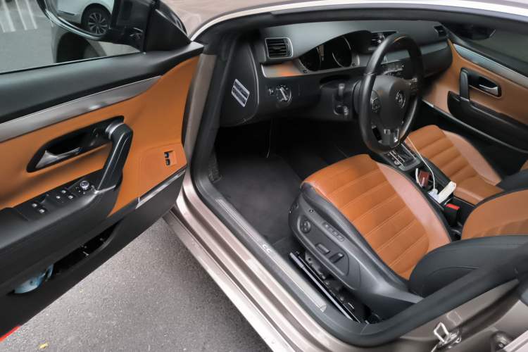 Used Volkswagen CC 2013 2.0 TSI Ultimate Model
