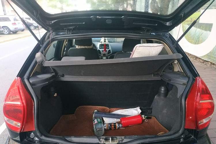 Used Zotye Z200HB 2011 1.5L Automatic Luxury Edition