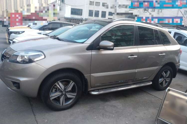 Used Renault Koleos 2014 2.5L Two-Wheel Drive Comfort Edition
