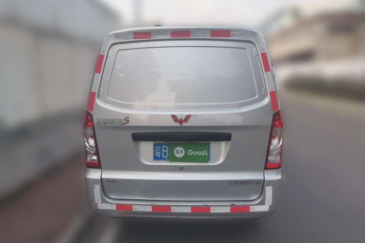 Used Wuling Rongguang S 2021 1.2L Standard Model Window-Sealed Car Power-Assisted Version 5-Seater LSI