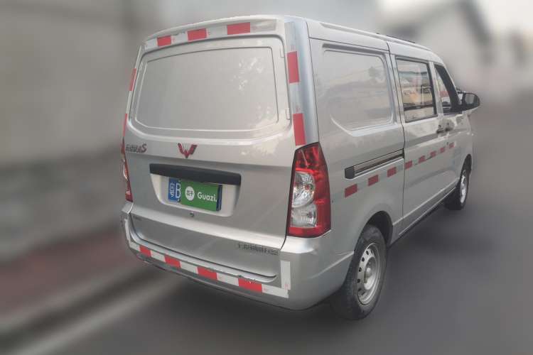 Used Wuling Rongguang S 2021 1.2L Standard Model Window-Sealed Car Power-Assisted Version 5-Seater LSI