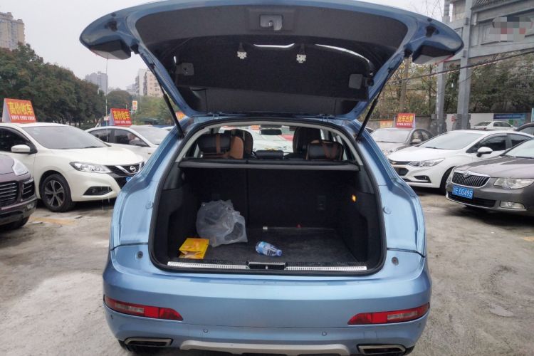 Used Zotye SR7 2016 1.5T CVT Cube Heart Edition China V Standard
