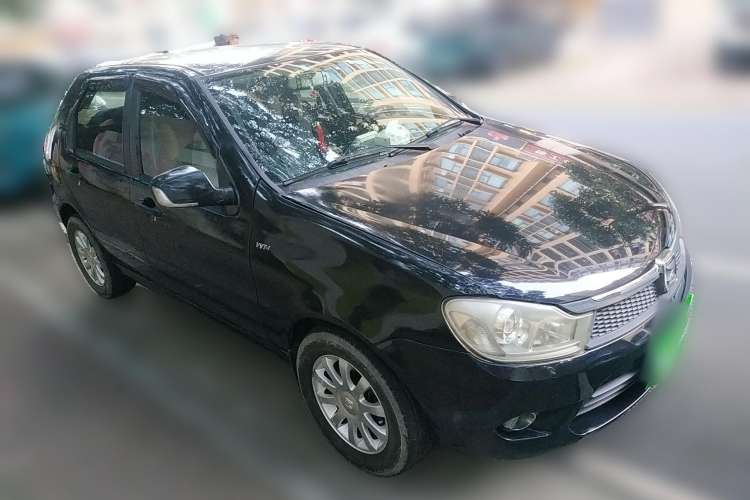 Used Zotye Z200HB 2011 1.5L Automatic Luxury Edition