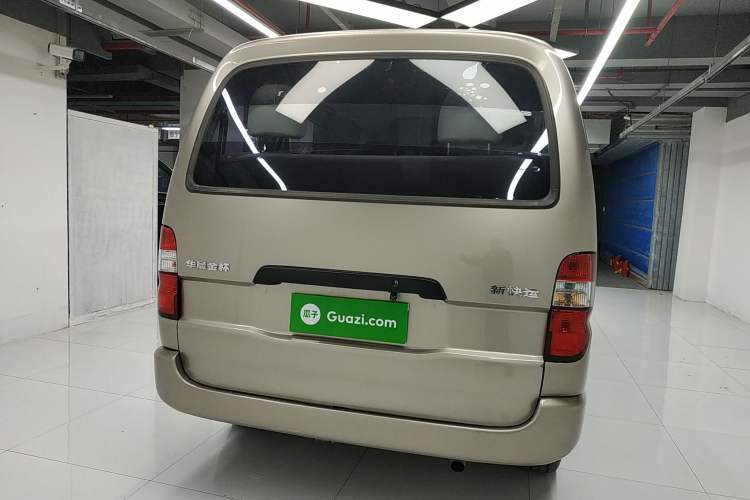 Used Jinbei Express 2020 2.0L Upgraded Version China VI Standard Luxury 9-Seater 1TZS