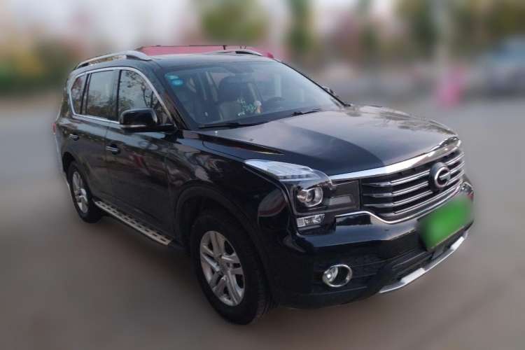 Used GAC Trumpchi GS7 2017 280T Two-Wheel Drive Luxury Model Front Right 45 Deg