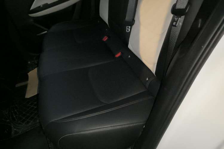 Used Geely Auto Emgrand L 2022 1.4T CVT Flagship Edition Left Rear Seat