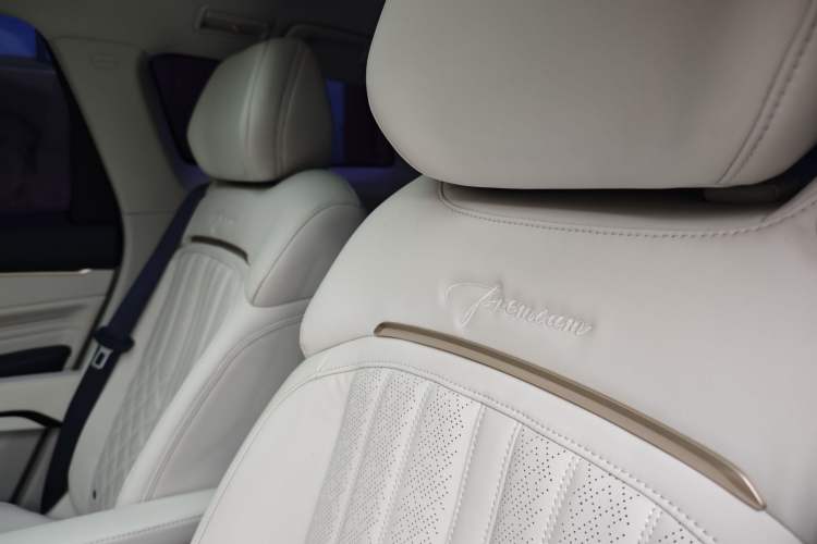 Used Wuling Victory 2023 2.0L DHT Luxury Edition