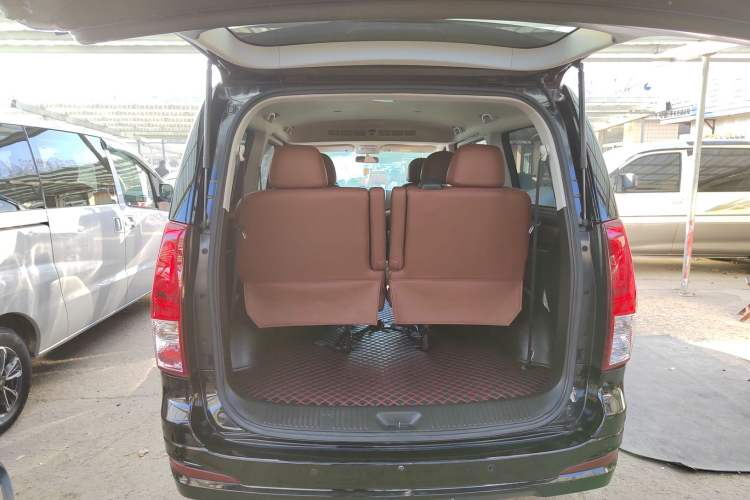 Used FORTHING Lingzhi PLUS 2021 2.0L Manual Comfort Version 7 Seats
