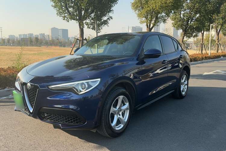 Used Alfa Romeo Stelvio 2017 2.0T 200HP Elite Edition