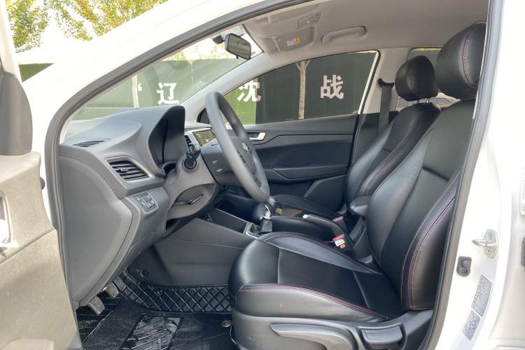 Used Hyundai Verna (new generation) 2020 1.4L Manual GLS Cool Edition Driver Seat