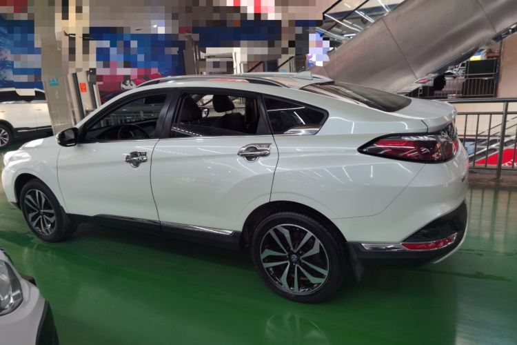 Used Venucia T90 2018 2.0L CVT Smart Connect Luxury Edition China V Standard