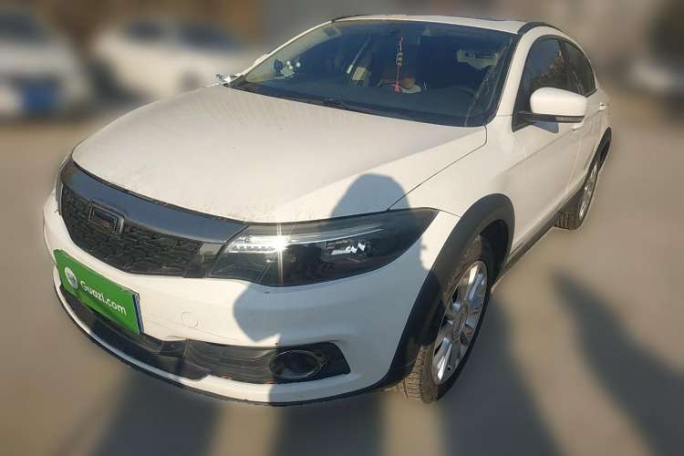 Used Qoros 3 2015 Urban SUV 1.6T Automatic ZhiKu Model