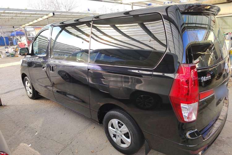 Used FORTHING Lingzhi PLUS 2021 2.0L Manual Comfort Version 7 Seats
