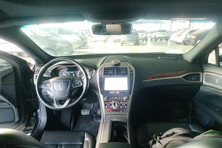 Used Lincoln MKZ 2020 2.0T Deluxe Edition
