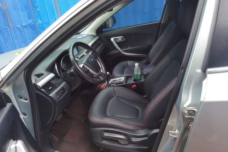 Used Bestune X80 2013 2.0L automatic comfort version