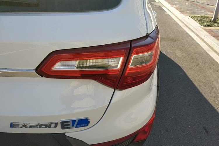 Used BAIC New Energy EX 2017 EX260 Cool Edition
