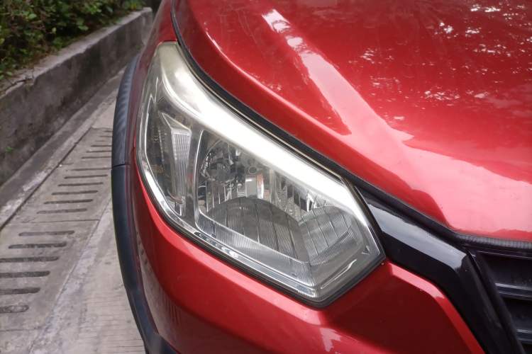 Used Venucia R50X 2013 1.6L Automatic Model