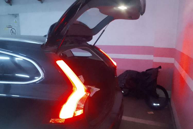 Used Volvo V60 2013 T5 Comfort Edition