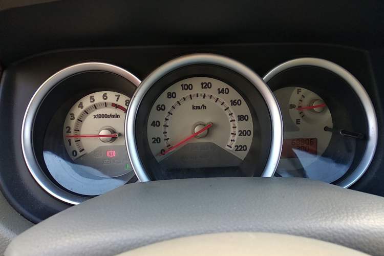 Used Nissan Tiida Sedan 2008 1.6L Automatic Smart Version Instrument Cluster