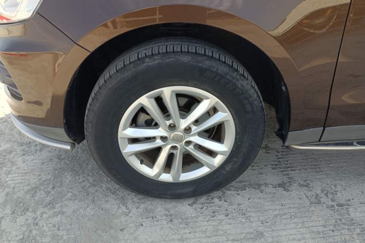 Used Zotye T600 2014 1.5T Manual Luxury Model
