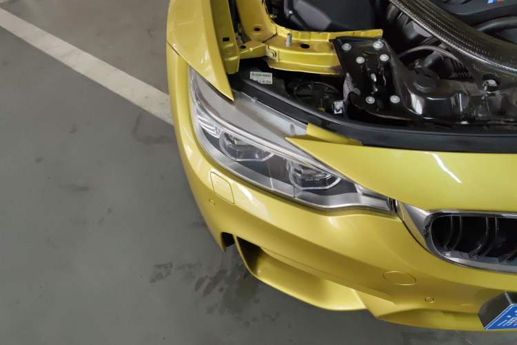 Used BMW M4 2014 M4 Convertible Coupé
