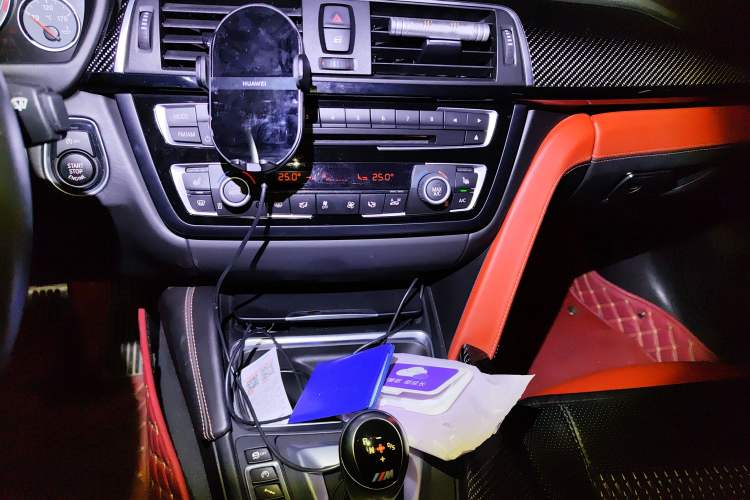 Used BMW M4 2014 M4 Convertible Coupé
