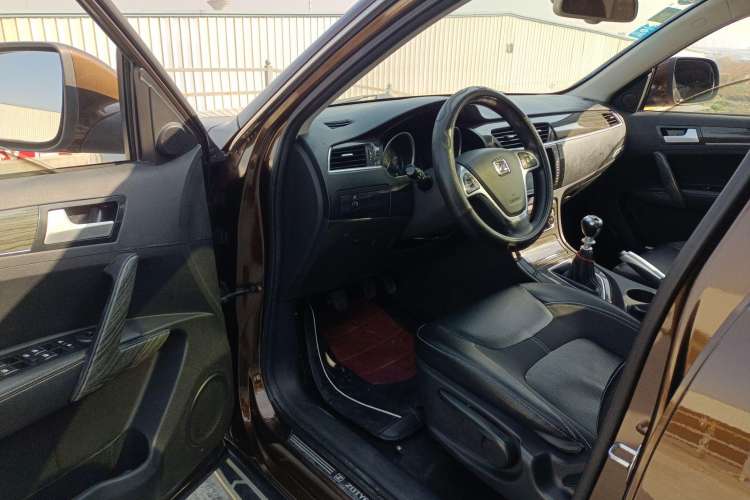 Used Zotye T600 2014 1.5T Manual Luxury Model
