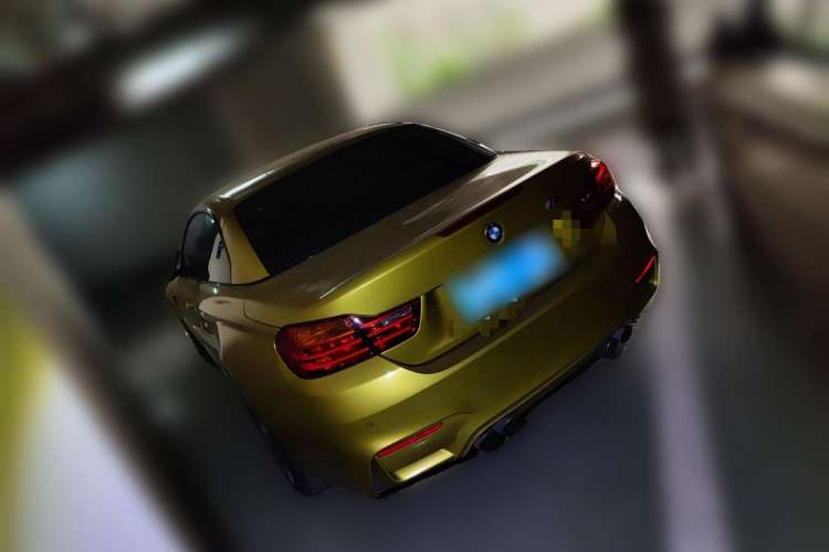 Used BMW M4 2014 M4 Convertible Coupé
