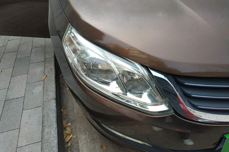 Used Baojun 610 2014 1.5L automatic luxury version