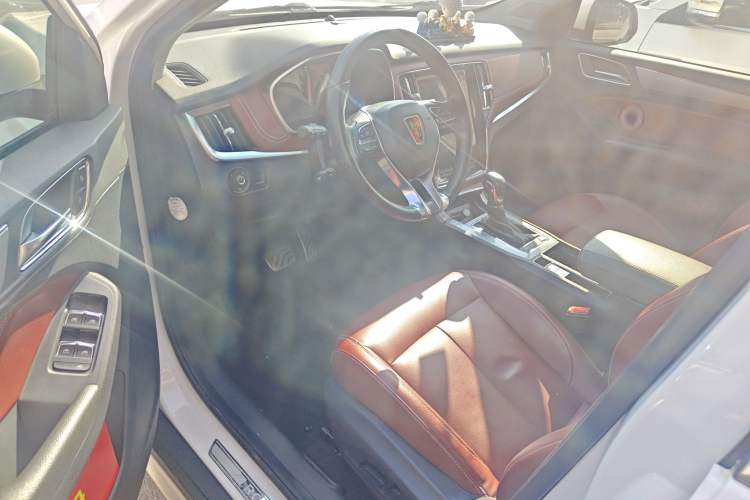 Used Roewe RX5 2016 30T Four-Wheel Drive Automatic Internet Smart Luxury Edition