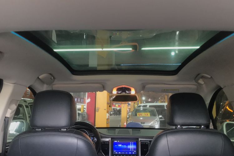 Used Zotye SR9 2017 2.0T Automatic Ultimate Light Edition