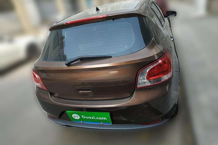 Used Baojun 610 2014 1.5L automatic luxury version