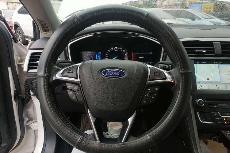 Used Ford Mondeo New Energy 2018 2.0 PHEV Zhihao Trim
