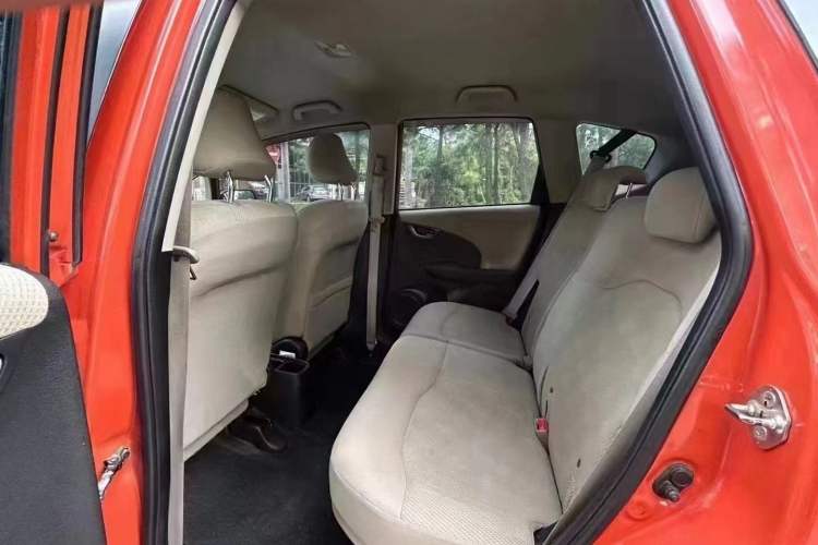 Used Honda Fit 2011 1.3L manual Comfort version