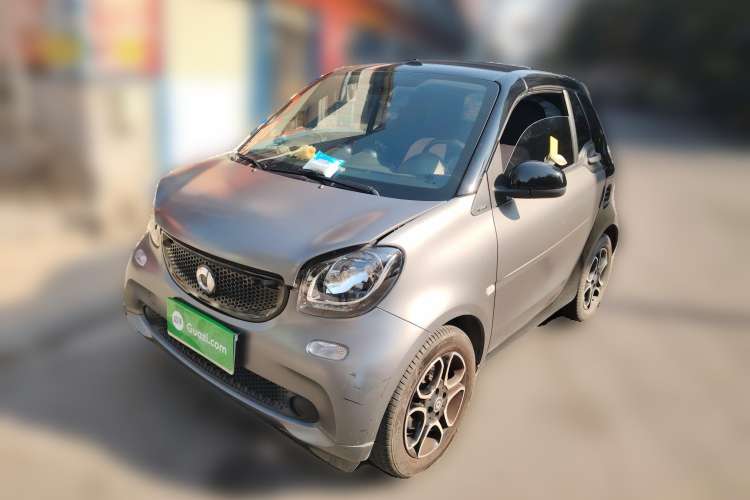 Used smart fortwo 2016 0.9T 66 kW Convertible Pioneer Edition
