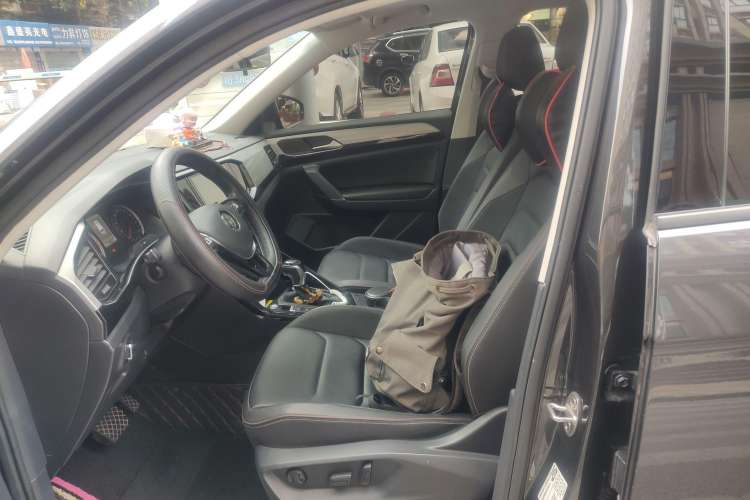 Used Volkswagen Tayron 2019 330TSI Two-Wheel Drive Luxury Model China VI Standard
