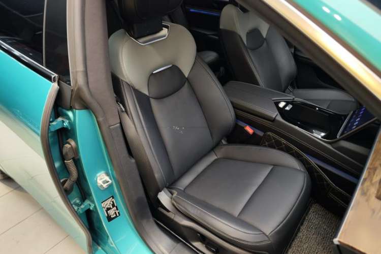 Used NETA S 2022 Extended-Range Version 1160 km Range Rear-Wheel Drive Mid-Grade
