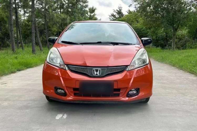 Used Honda Fit 2011 1.3L manual Comfort version
