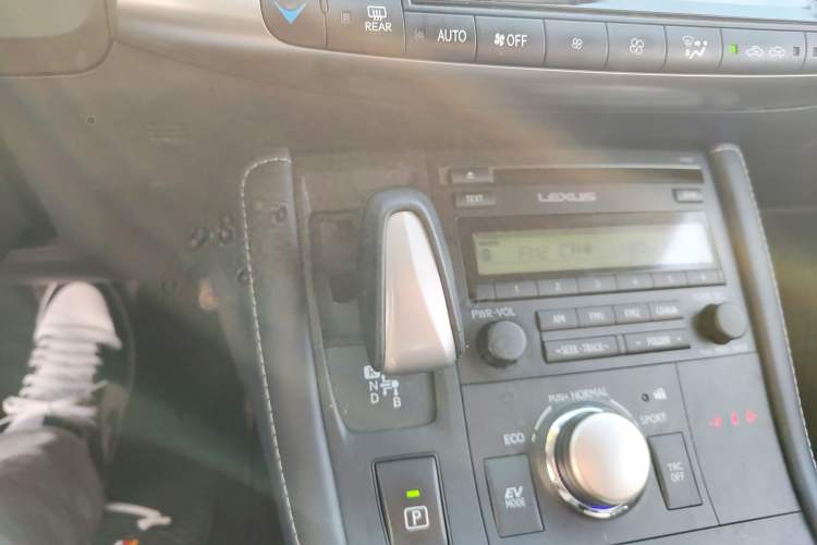 Used Lexus CT 2017 CT200h Elite Edition Solid Color China V Standard