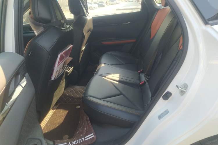 Used CHANGAN UNI-V iDD 2023 ZhiDian iDD 1.5T 113km Smart & Fun Version